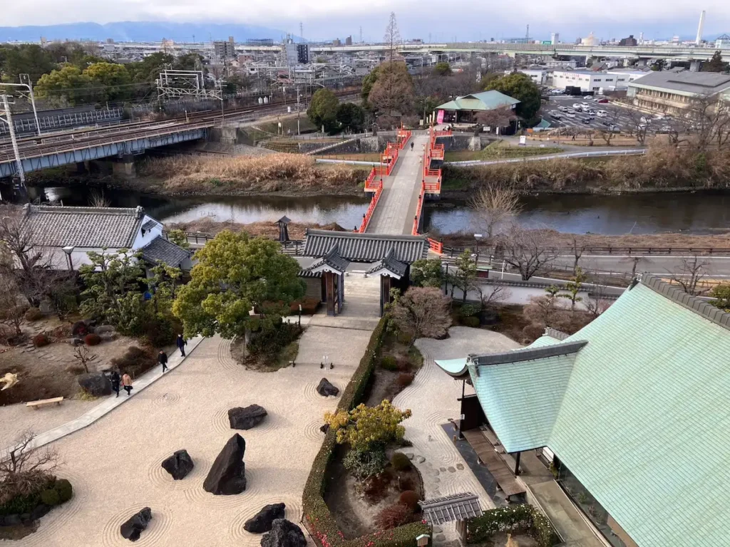 from kiyosu castle view