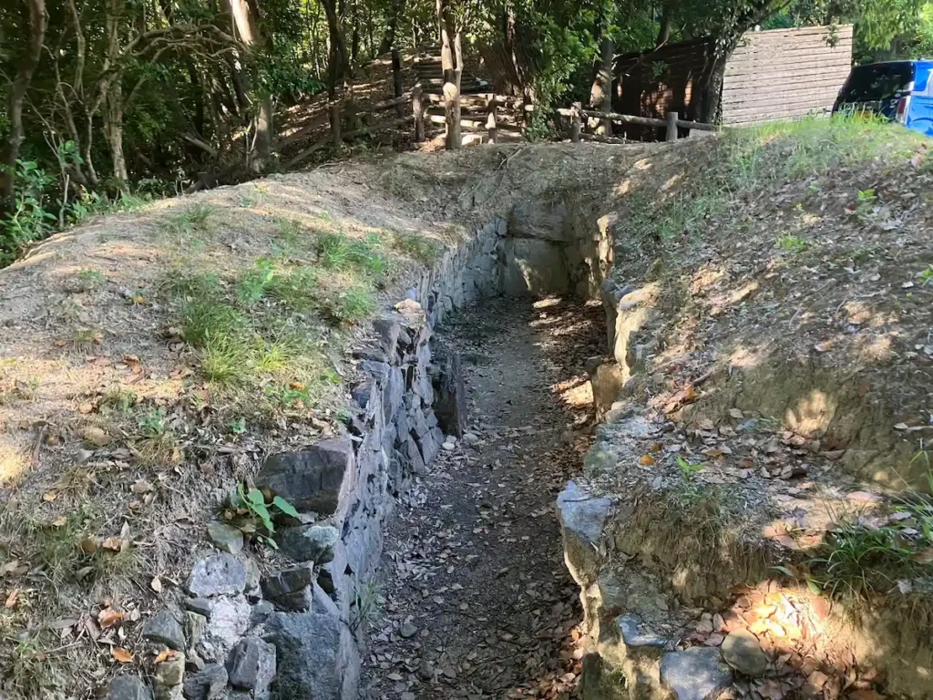 岩崎城古墳